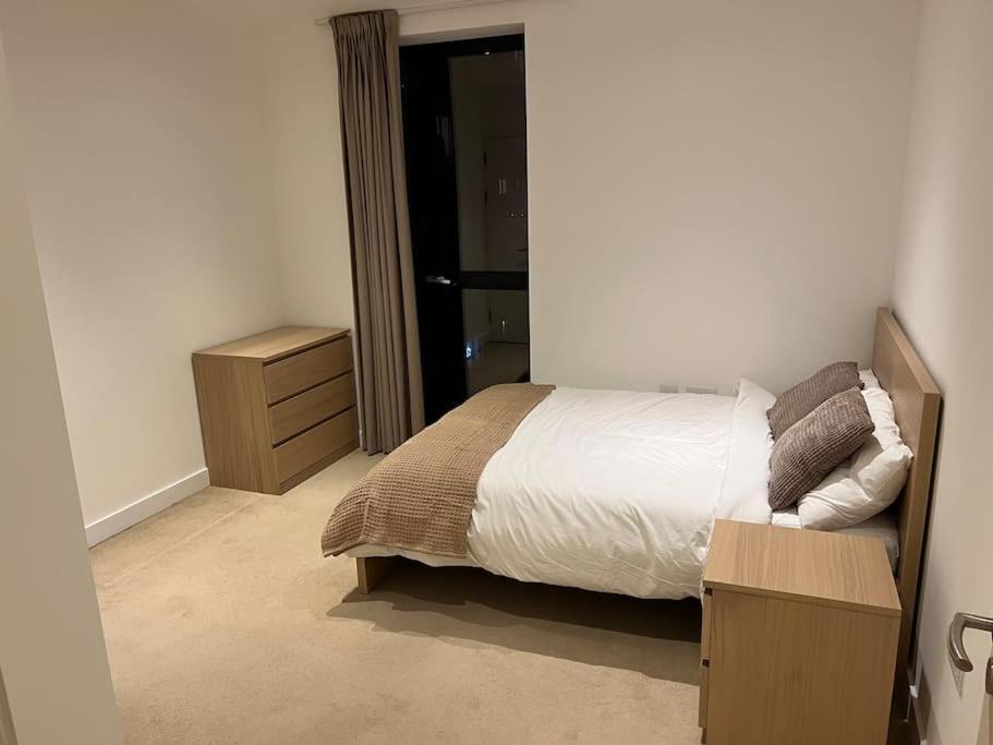 Modern 2 Bed - Olympic Park Stratford Daire Londra Dış mekan fotoğraf